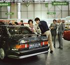 Mercedes-Benz 190E 2.3-16 lors du salon de l'auto à Genève en 1984 Mercedes-Benz 190E 2.3-16 lors du salon de l'auto à Genève en 1984